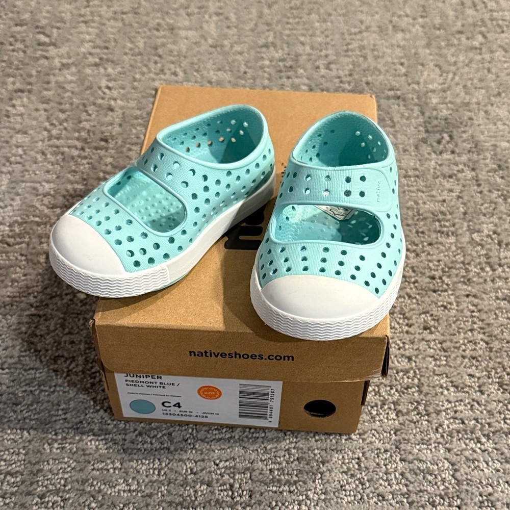 Native Juniper  shoes in Light Blue and White.